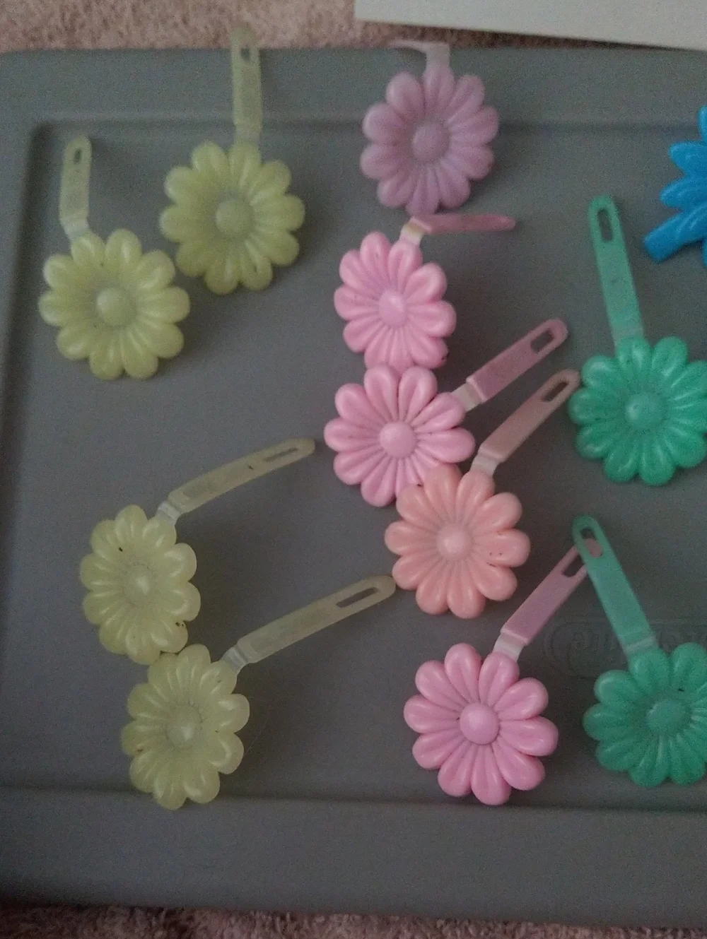 Kids Floral Snap Hair Clips - Multicolor Daisy Accessories